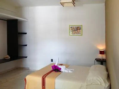 ***  Hotel & Restaurante La Flaca Tulum Mexico